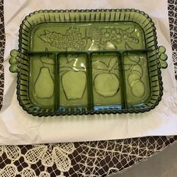 Divided serving dish