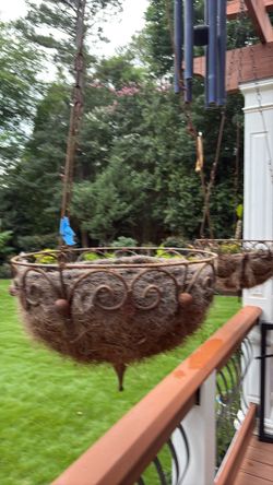 4 iron baskets