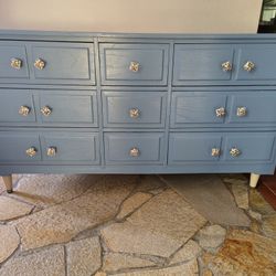 Mid Century Blue 9-Drawer Dresser with Decorative Knobs
