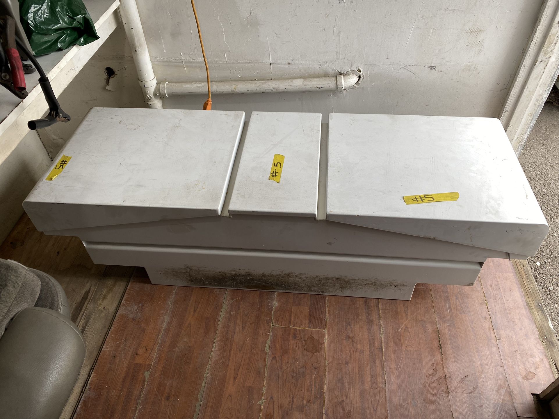 RAWSON KOENIG ( Like Weather Guard) Heavy Duty LOCKING Tool Box w/ KEY