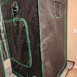 Vivsun Grow Tent 4x 4  - Tent ONLY 