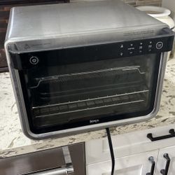 Ninja Air Fryer / Convection Oven 