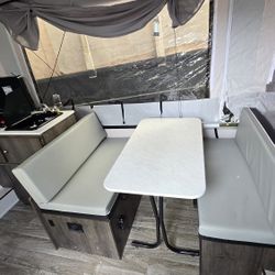 2021 Coachmen Clipper 806xls