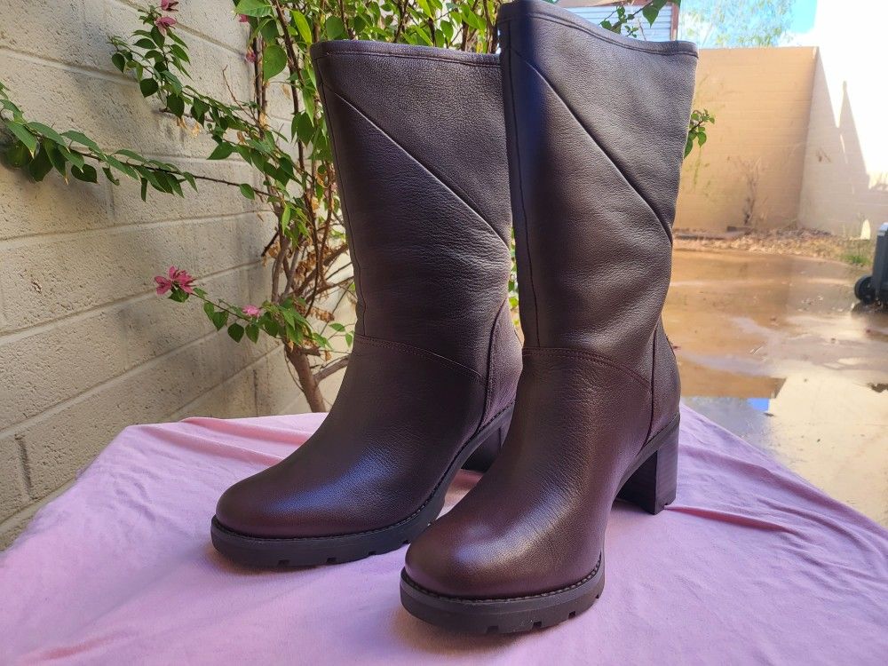 Brand New Never Used UGG Leather Boots