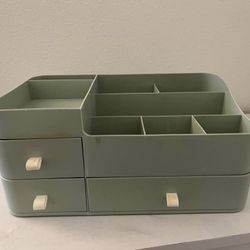 Makeup Organizer