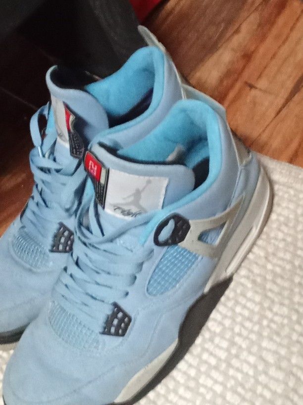 Size 12M UNC RETRO JORDAN 4
