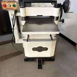 SHOP FOX W1742SW Planer 