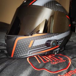 Torc T14B Blinc Loaded Scramble Mako Full Face

Bluetooth with Built-in Speaker