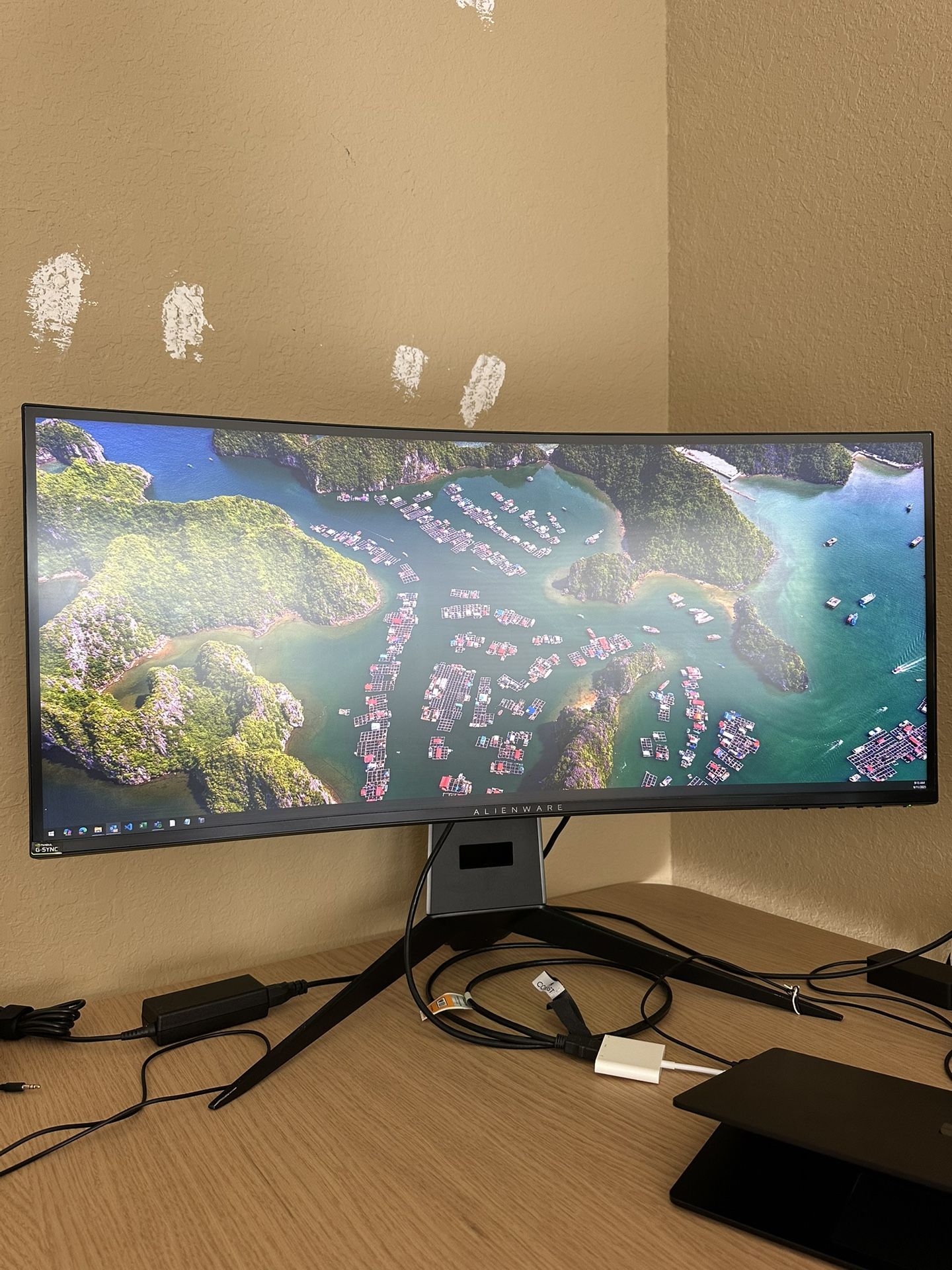 Alienware Wide Curved Gaming monitor AW3418DW