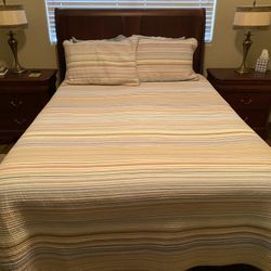 Queen bedroom set solid wood six pieces