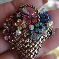 Gold  Metal Flower  Basket Brooch Pin