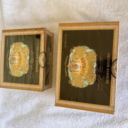 H.Upmann Robusto and Corona