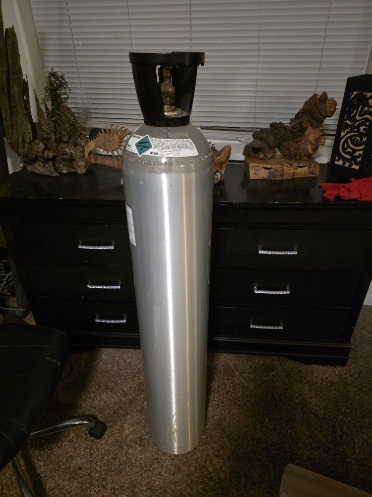 50 lb Co2 Tank