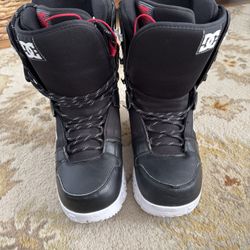 DC Snowboarding Boots