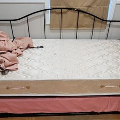 Trundle Bed With 2 Mattresses In Good Condition 