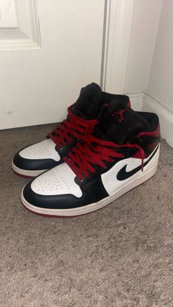 Gym Red Black Toe Jordan 1s