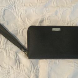 Authentic Kate Spade  Wristlet