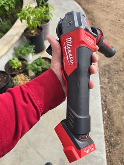 Milwaukee rapid stop grinder
