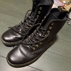 EUC Doc Dr Martens 1460 Bex Air Wait Lace Up Combat Boots With Air Bouncing Soles Women’s Size 8 