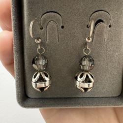 Vintage beaded dazzling drop silver earrings  In great condition 