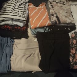 Lot Of Women's Clothes Med To Large