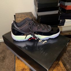 Jordan 11 Low Space Jam