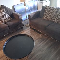 Brown Living Room Set , Lamp And Round Table