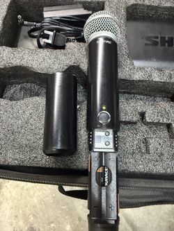 Shure BLX4