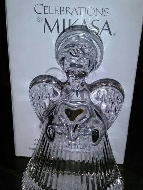 Avon Angel 2005 Tealight Holder! New in box! Celebrations by Mikasa!
