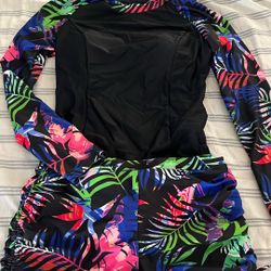 2 Set Swimming Suit Size M/L