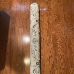 7x5 Living Room Rug Like New