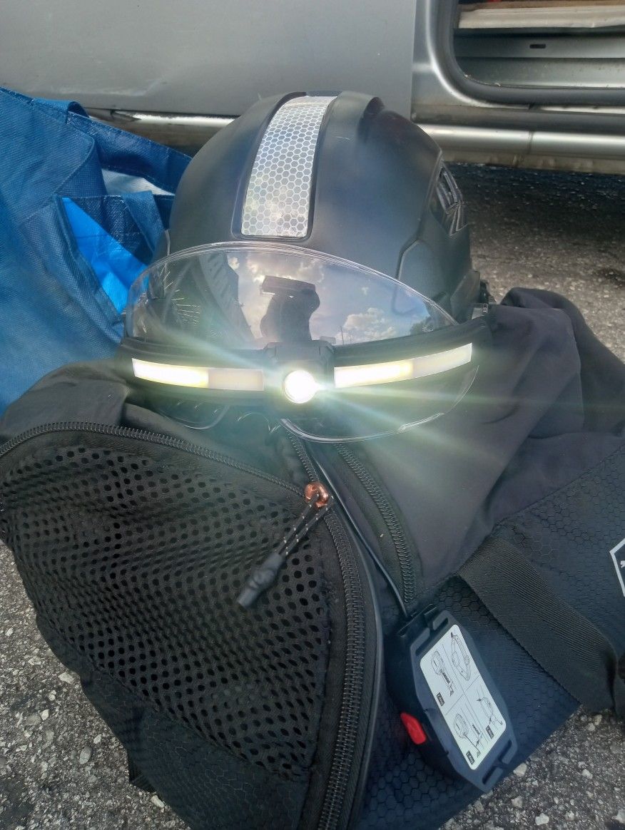 Black Hard Hat