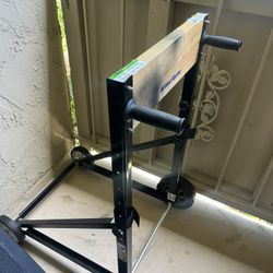 West Marine Outboard Motor Stand