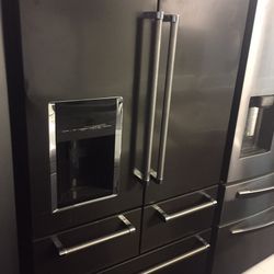 25.8 Cu Ft 5 Door Refrigerator 36”
