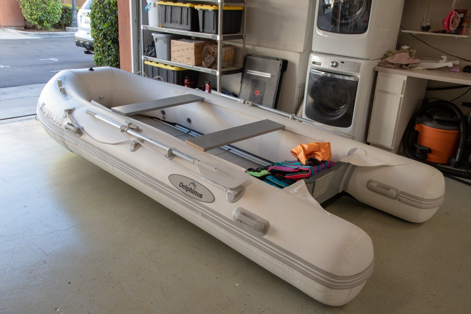 2016 Delphinus DA 385 inflatable boat with aluminum floor + extras