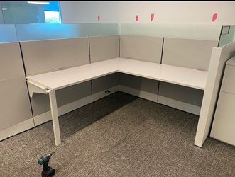 4 workstations