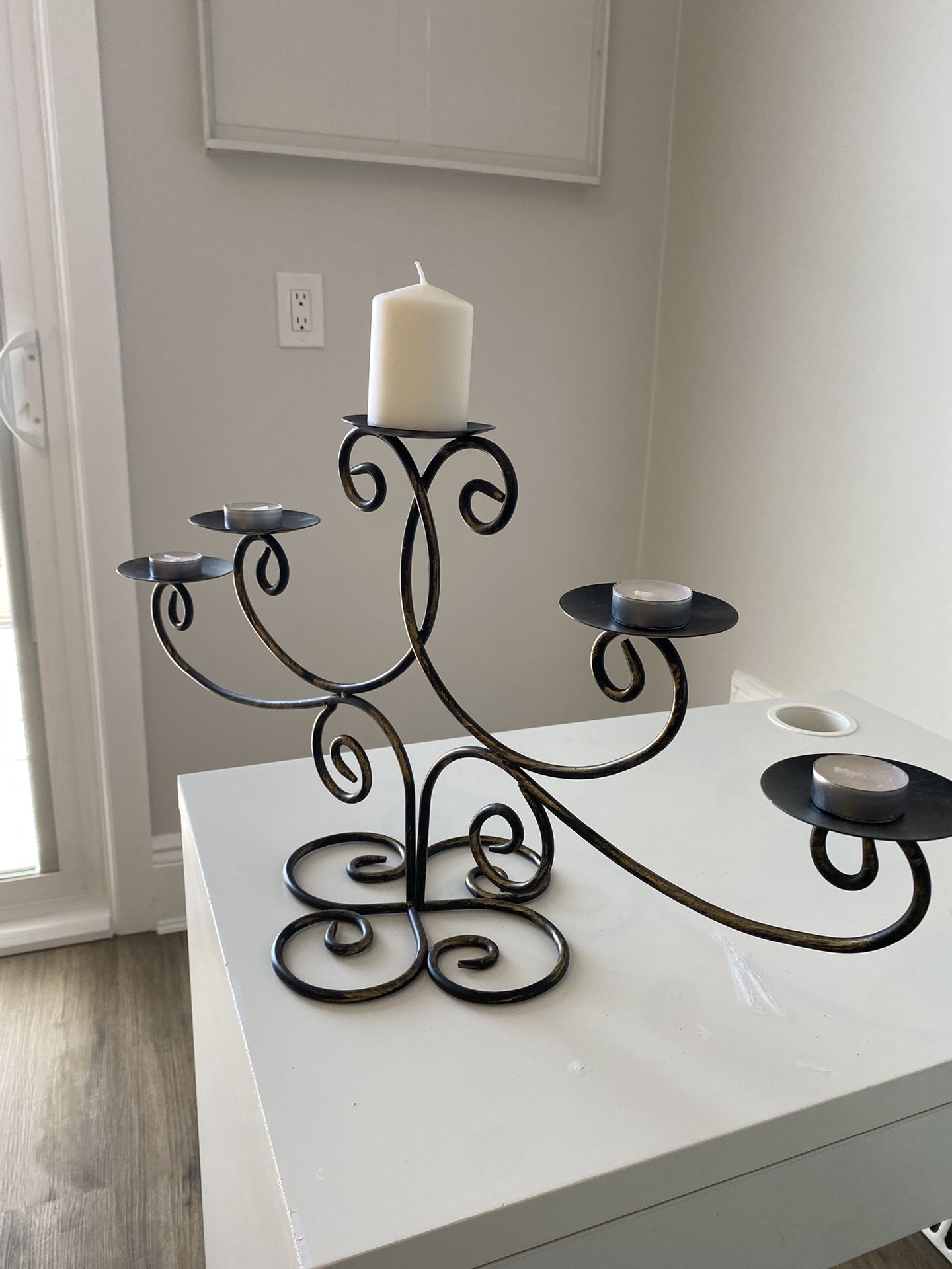 Candelabra / candle stick / candle holder