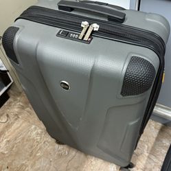 Lucas Luggage 