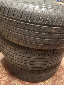 tires size 235/60 R18  set of 3