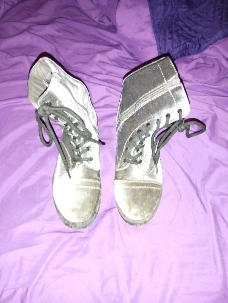 Nice Ladies Boots