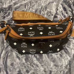 MCM fannypack 