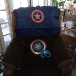 Captain America Light-up Plastic Shield Face Mask And Cape