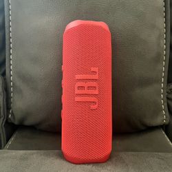 JBL FLIP 6  WATERPROOF RED BLUETOOTH SPEAKER 