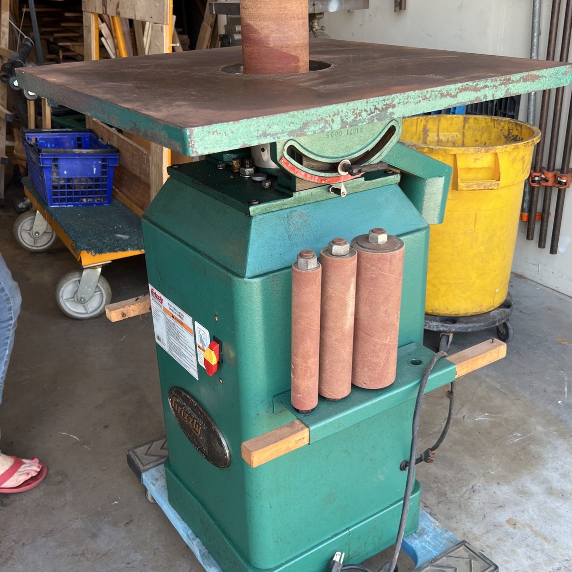 Grizzly oscillating spindle sander for Sale in Oakland Park, FL OfferUp