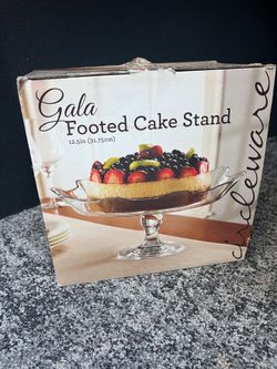 Cake holder