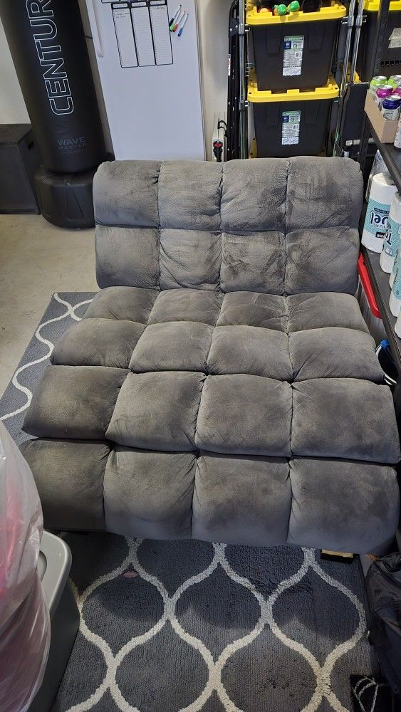 Oversized Chase Lounge