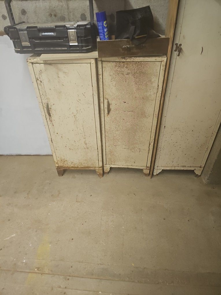 Metal Lockers