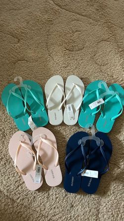 Women / Shoes Flip-Flop Sandals (Partially Plant-Based) Size : 8 $2 Each