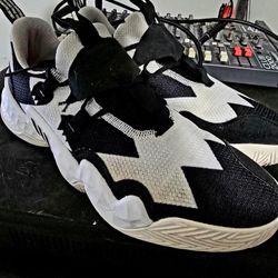 Size 13 Adidas So So Def Recordings x Trae Young Core White Basketball Shoes