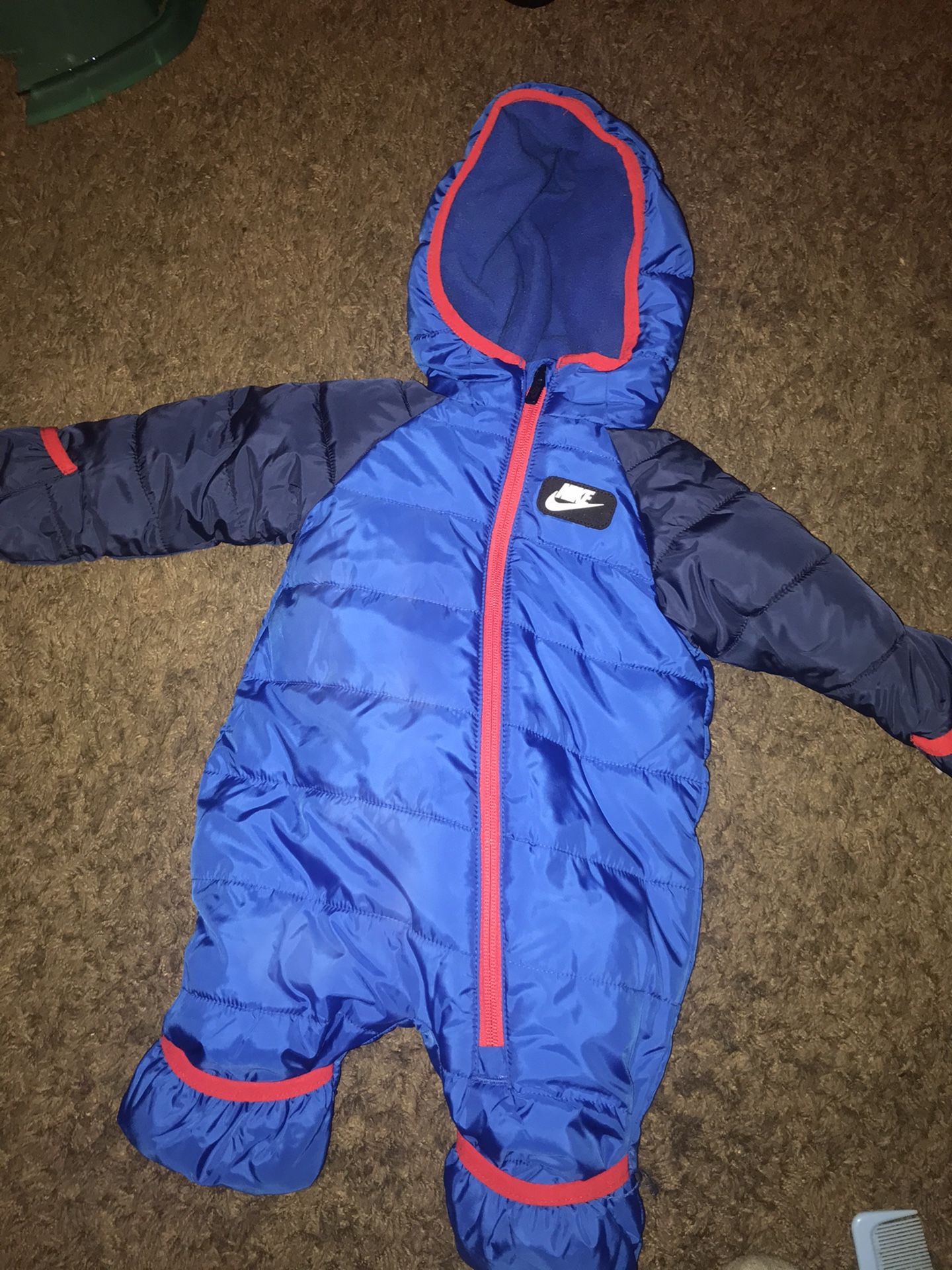 Nike snow suit 3M